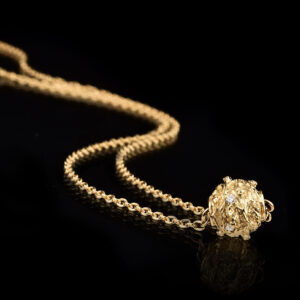 4 Oro giallo 18KT e diamanti naturali bianchi